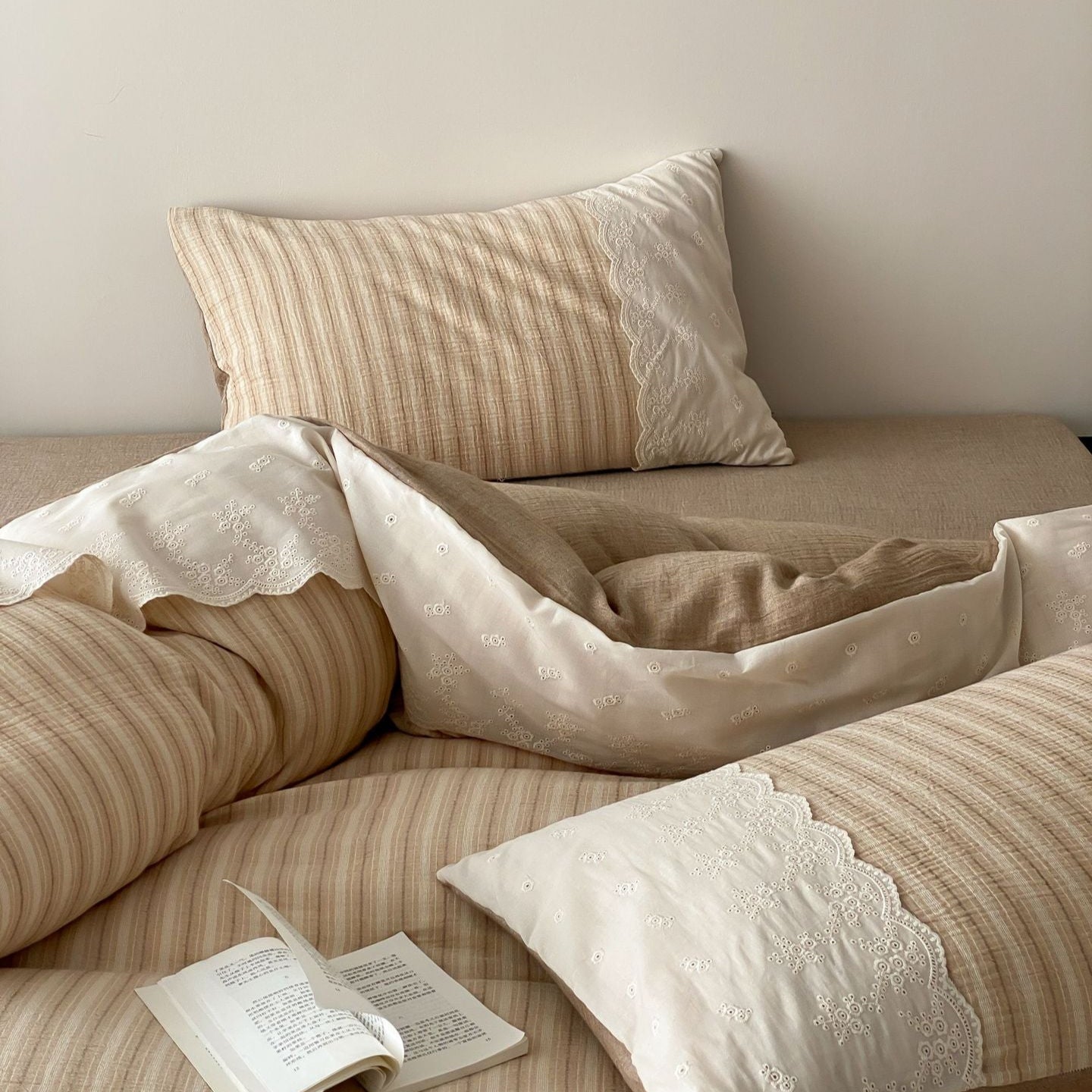 Florence Lace Double Gauze Striped Bedding Bundle - Ever Lasting