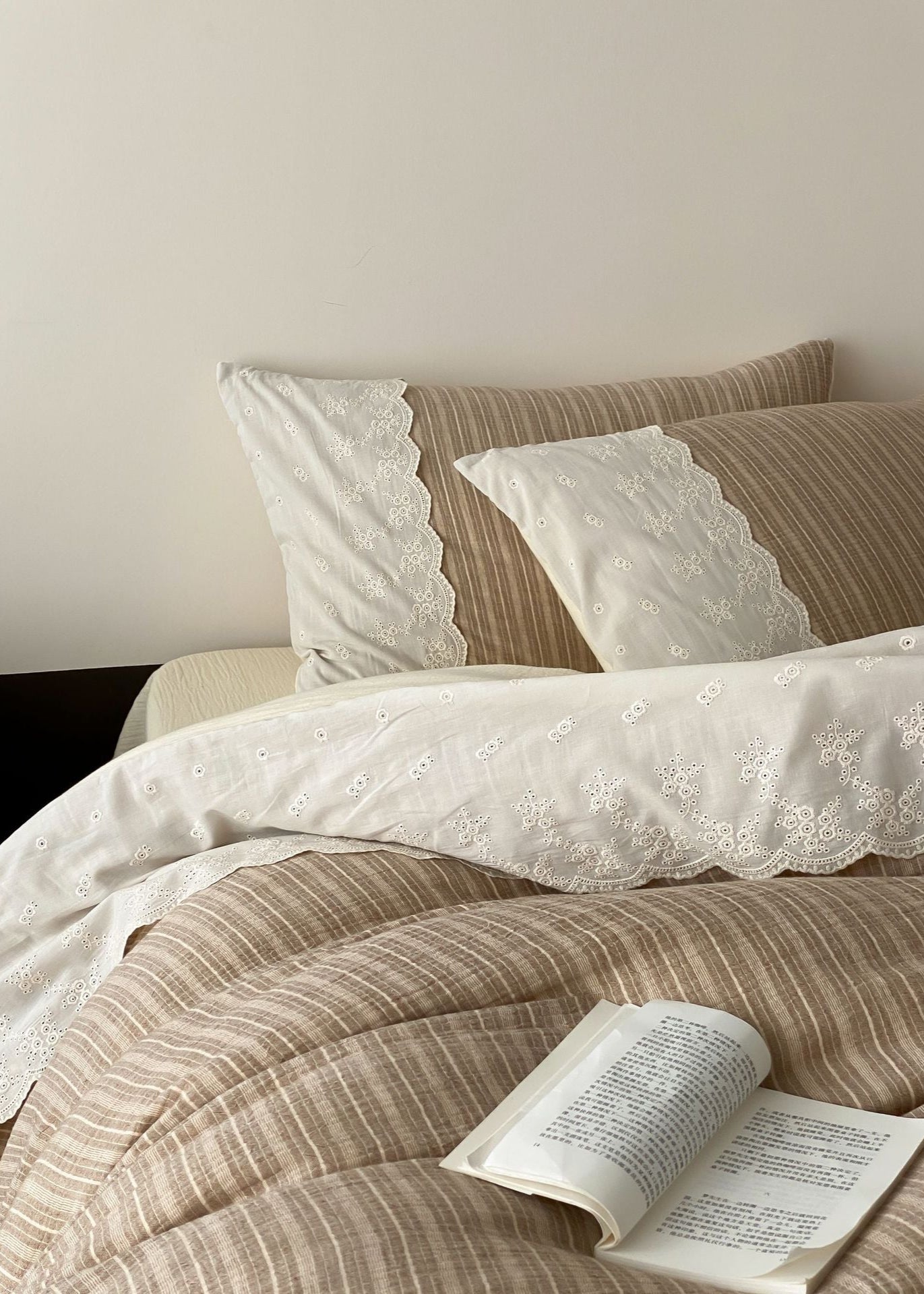 Florence Lace Double Gauze Striped Bedding Bundle - Ever Lasting