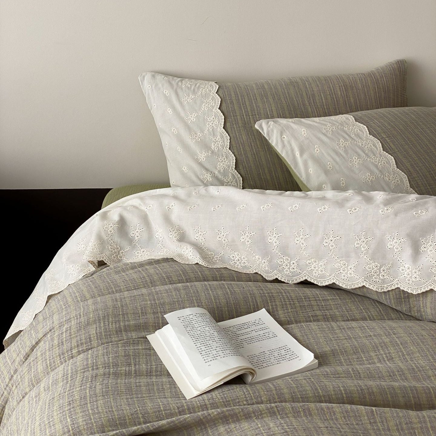 Florence Lace Double Gauze Striped Bedding Bundle - Ever Lasting