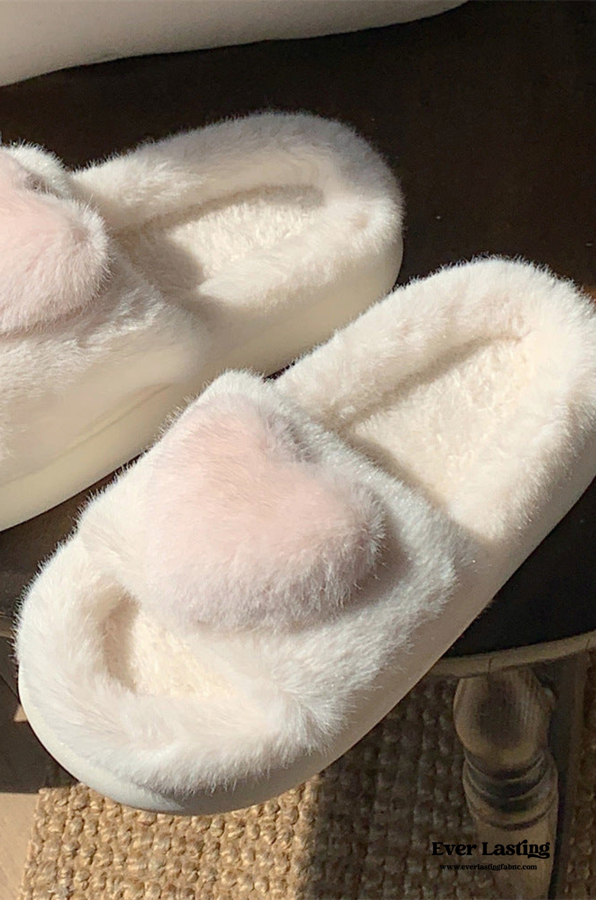 Fluffy Heart Platform Slipper / White | Best Stylish Bedding | Ever Lasting