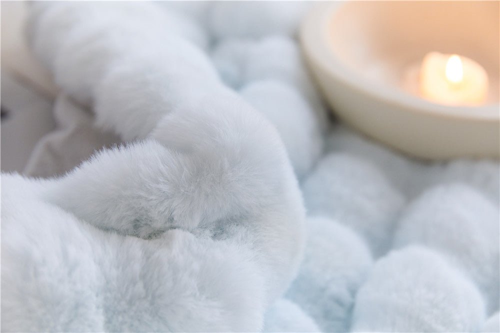  - Ever Lasting - Fluffy Plush Throw Blanket / White - Blankets - Ever Lasting