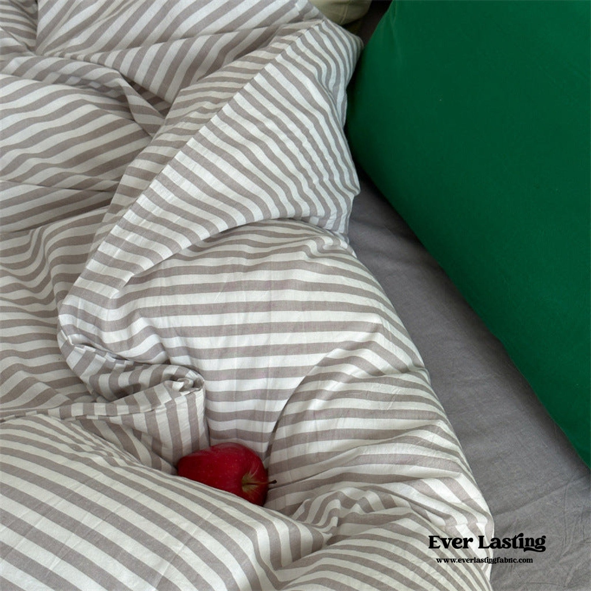 French Stripes Minimal Bedding Bundle - Ever Lasting