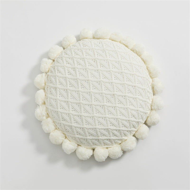 Fuzzy Ball Round Pillow / White