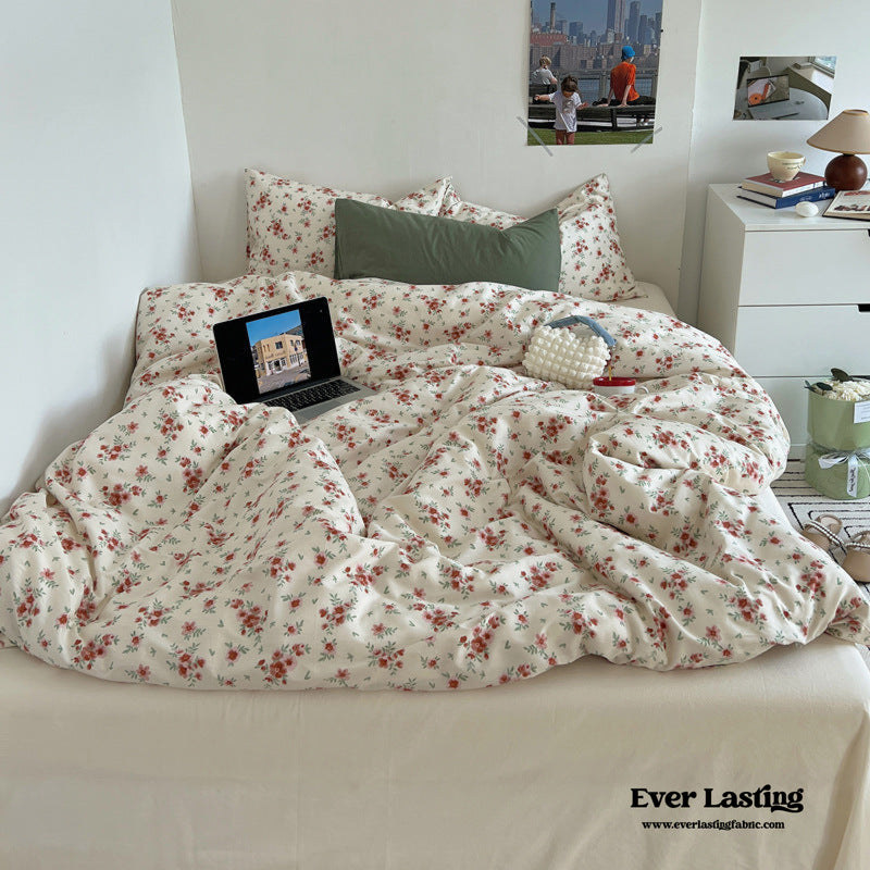 Garden Floral Vintage Bedding Set / Big Rose