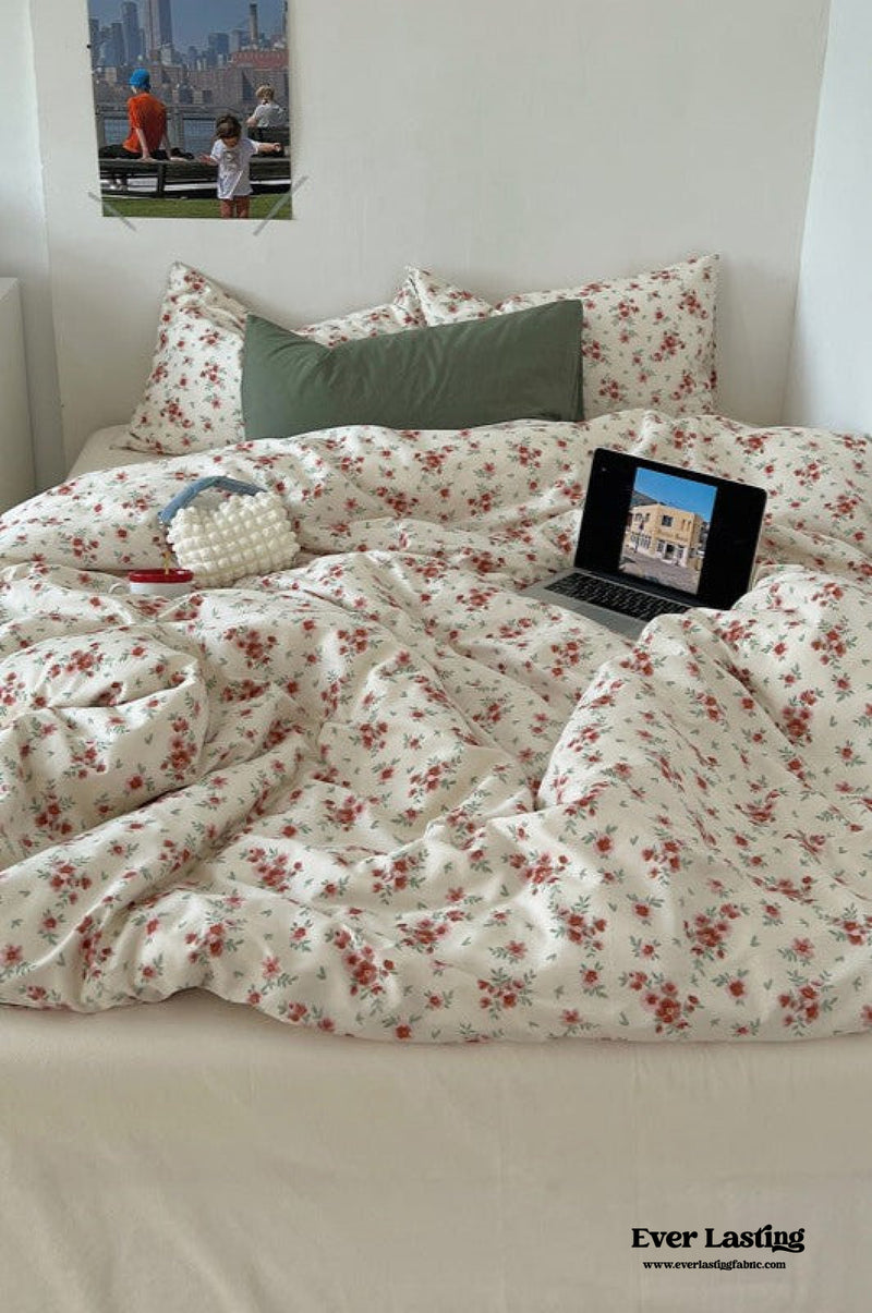 Garden Floral Vintage Bedding Set / Big Rose