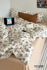 Garden Floral Vintage Bedding Set / Brown