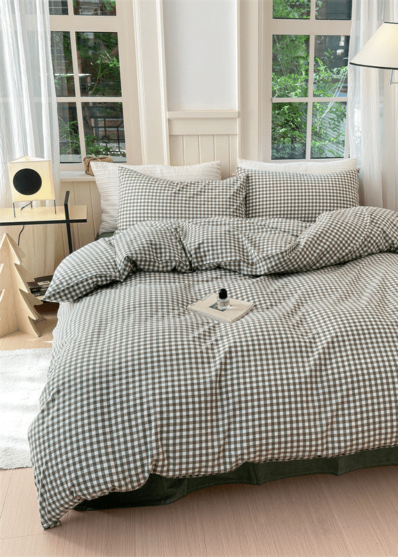  - Ever Lasting - Gingham Bedding Set / Red - Bedding Set - Ever Lasting