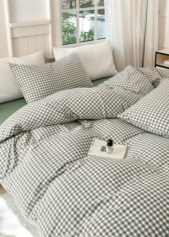  - Ever Lasting - Gingham Bedding Set / Red - Bedding Set - Ever Lasting