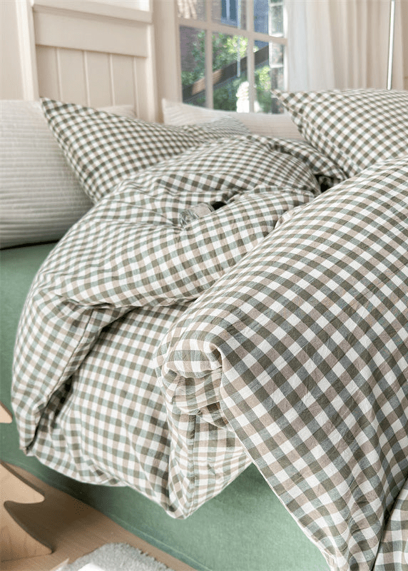  - Ever Lasting - Gingham Bedding Set / Red - Bedding Set - Ever Lasting
