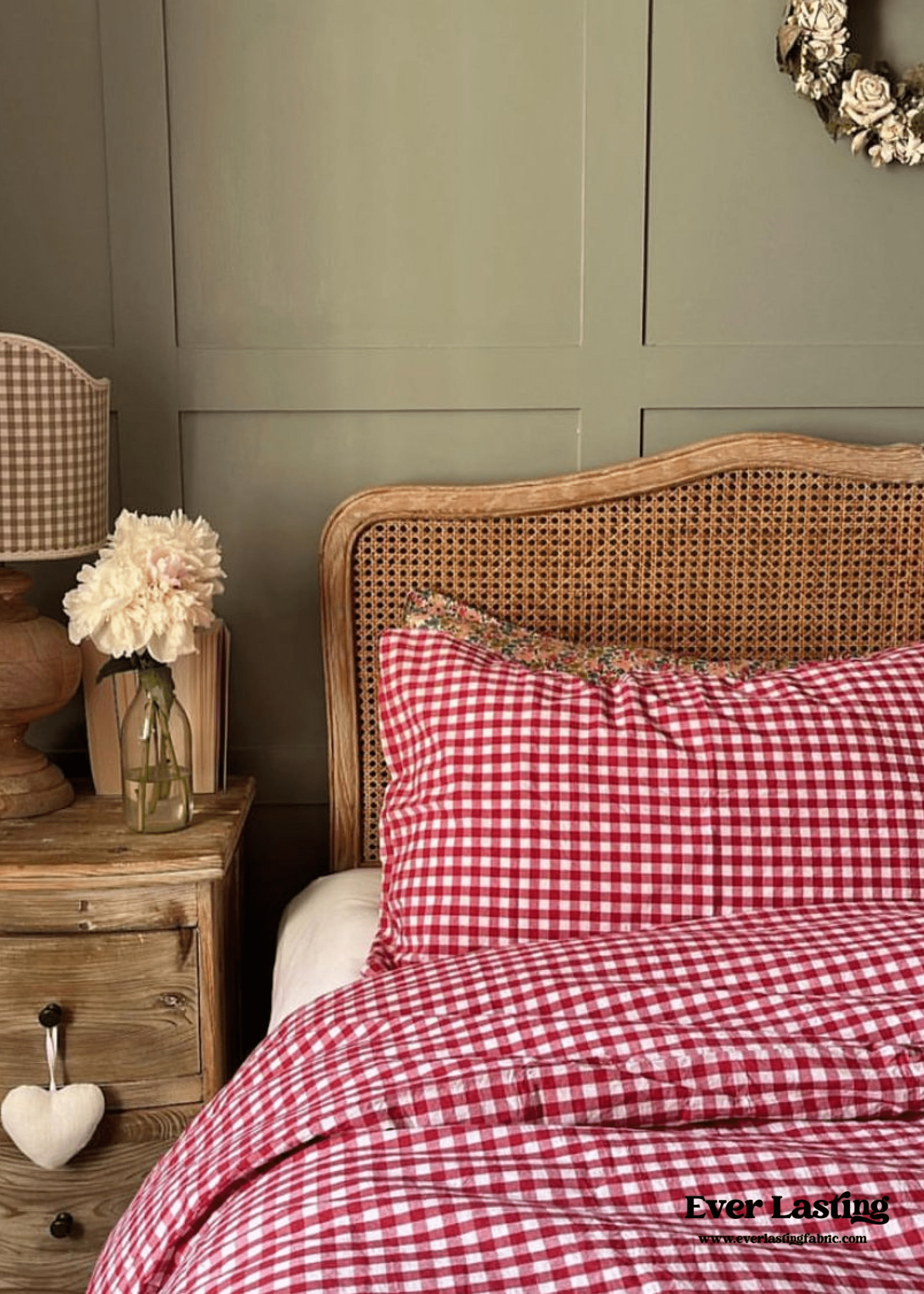  - Ever Lasting - Gingham Bedding Set / Red - Bedding Set - Ever Lasting