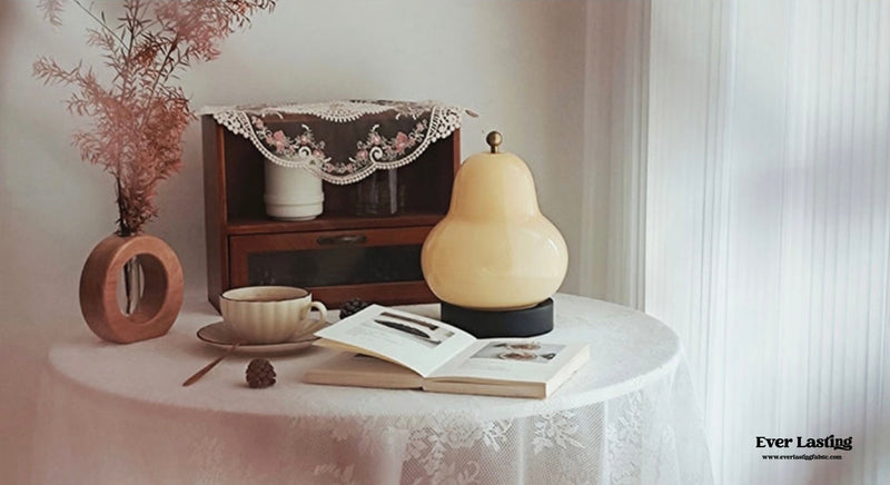 Glass Pear Touch Lamp / Cream Light