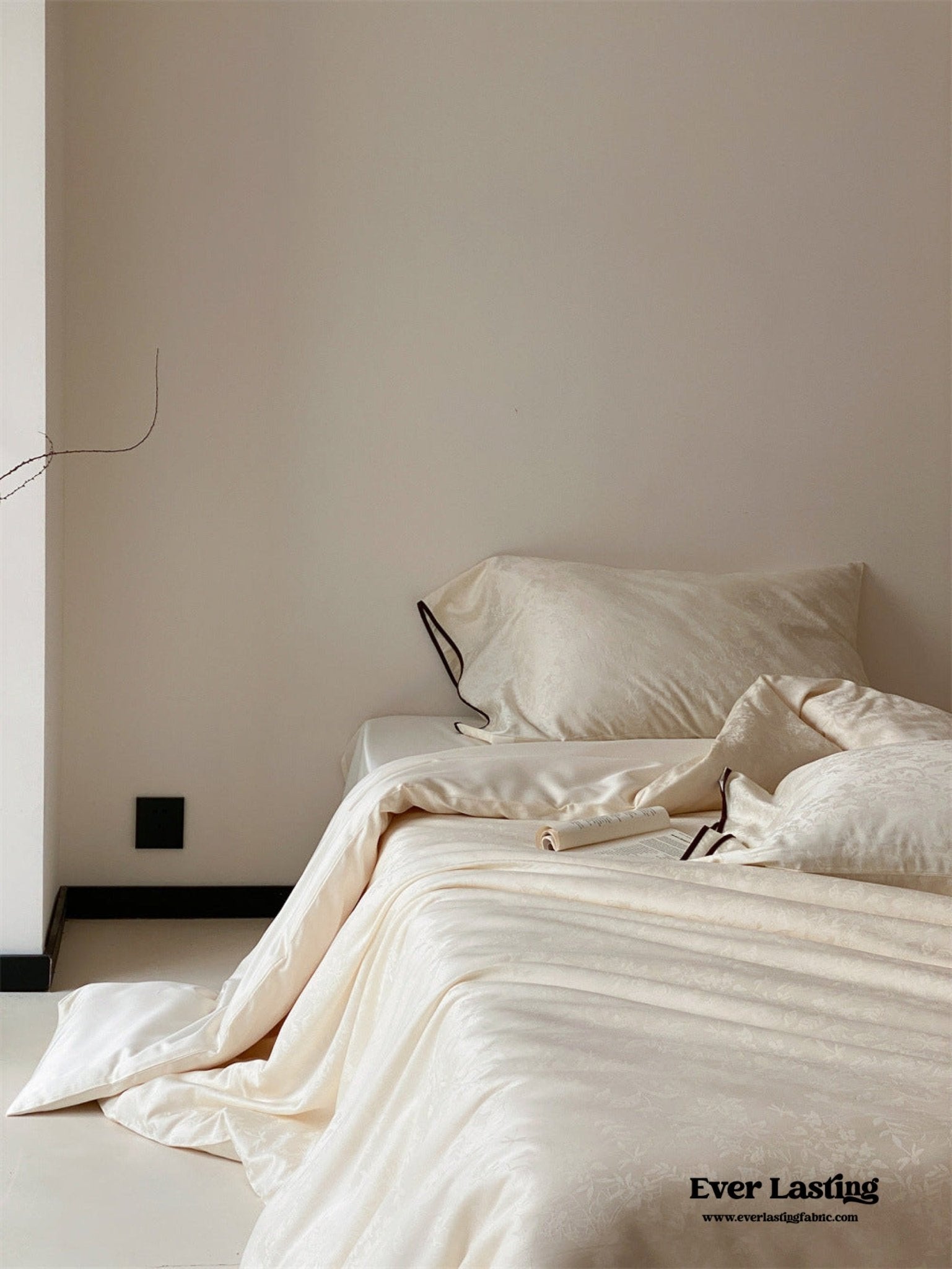 Grace Silky Floral Luxury Bedding Bundle - Ever Lasting