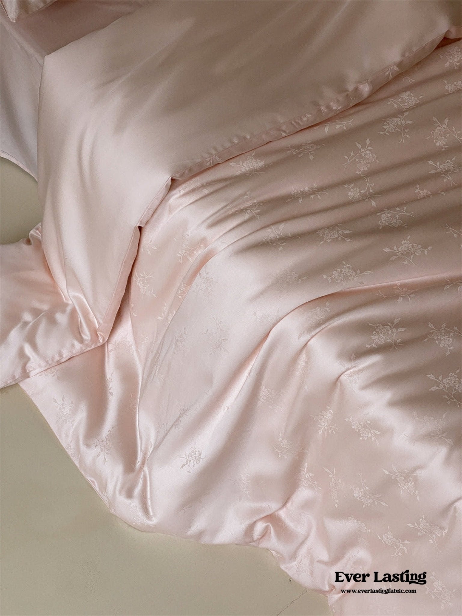 Grace Silky Floral Luxury Bedding Set / Cream - Ever Lasting