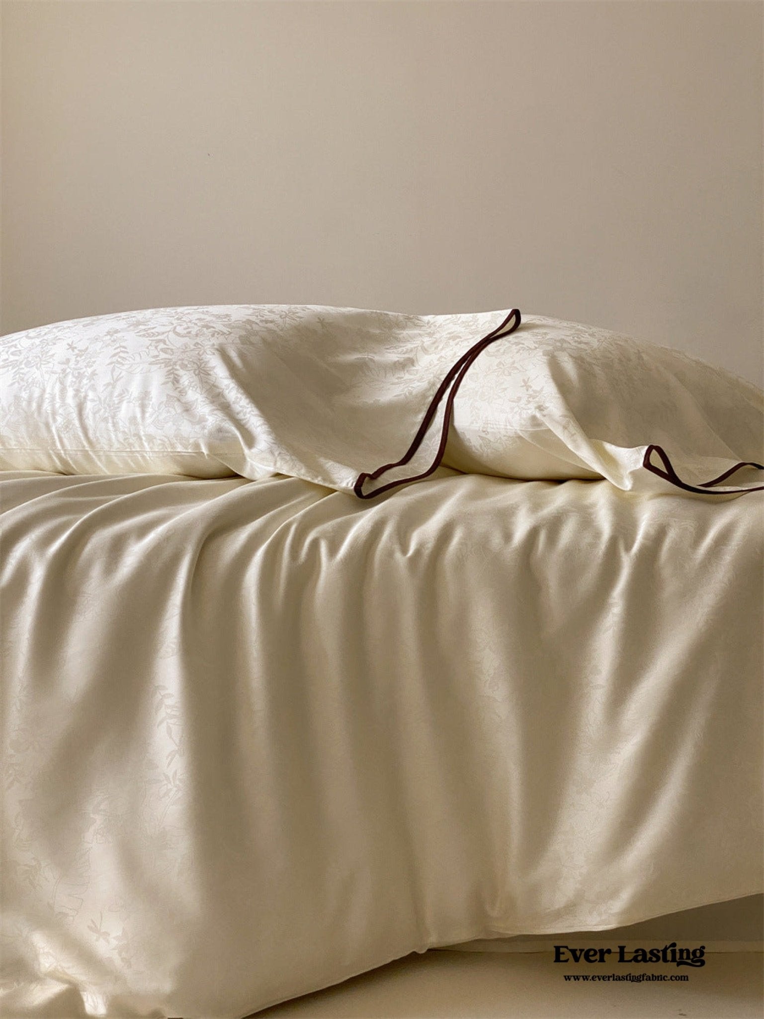 Grace Silky Floral Luxury Bedding Set / Pink - Ever Lasting