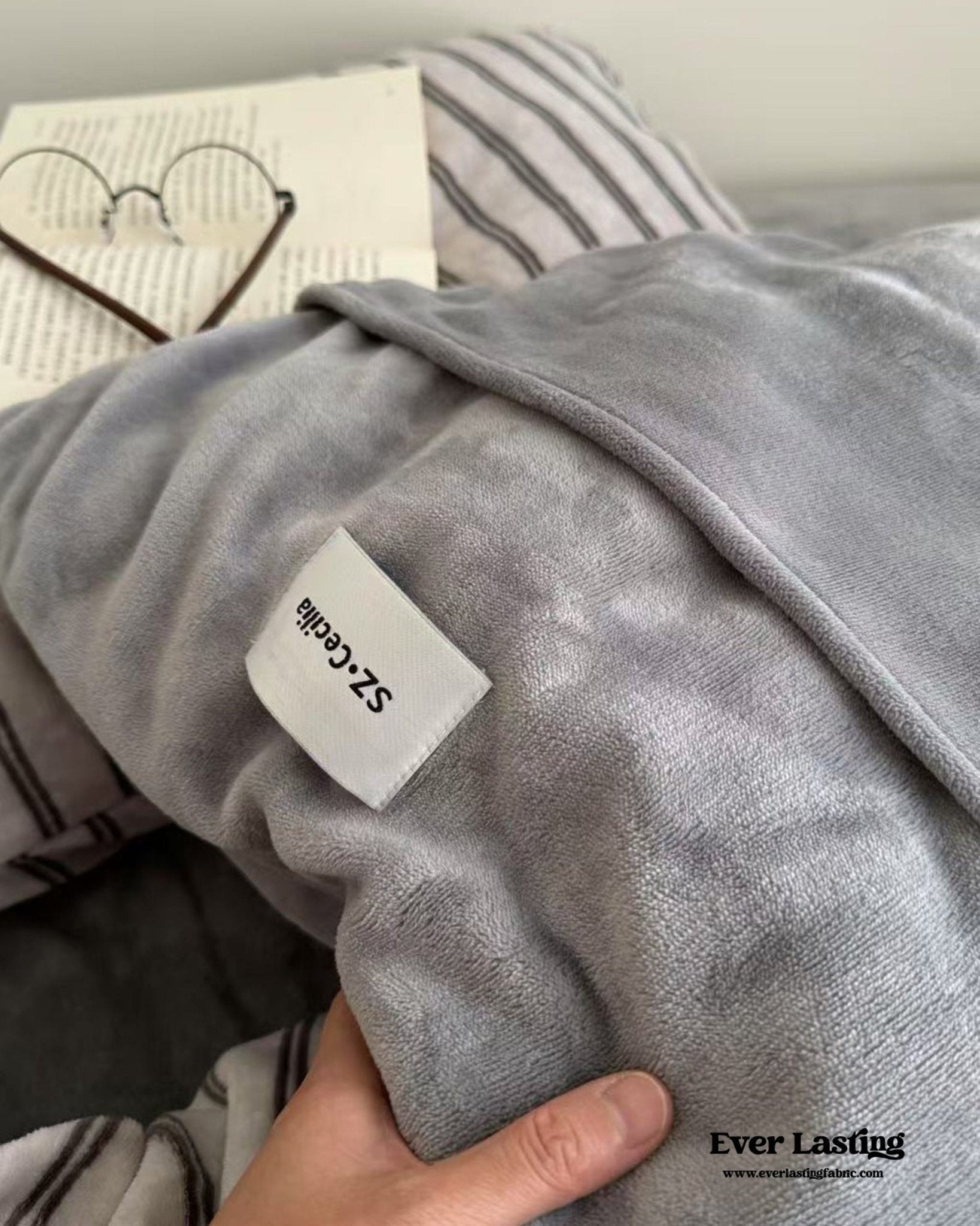 Hazel Minimalist Stripe Velvet Bedding Set / Brown - Ever Lasting