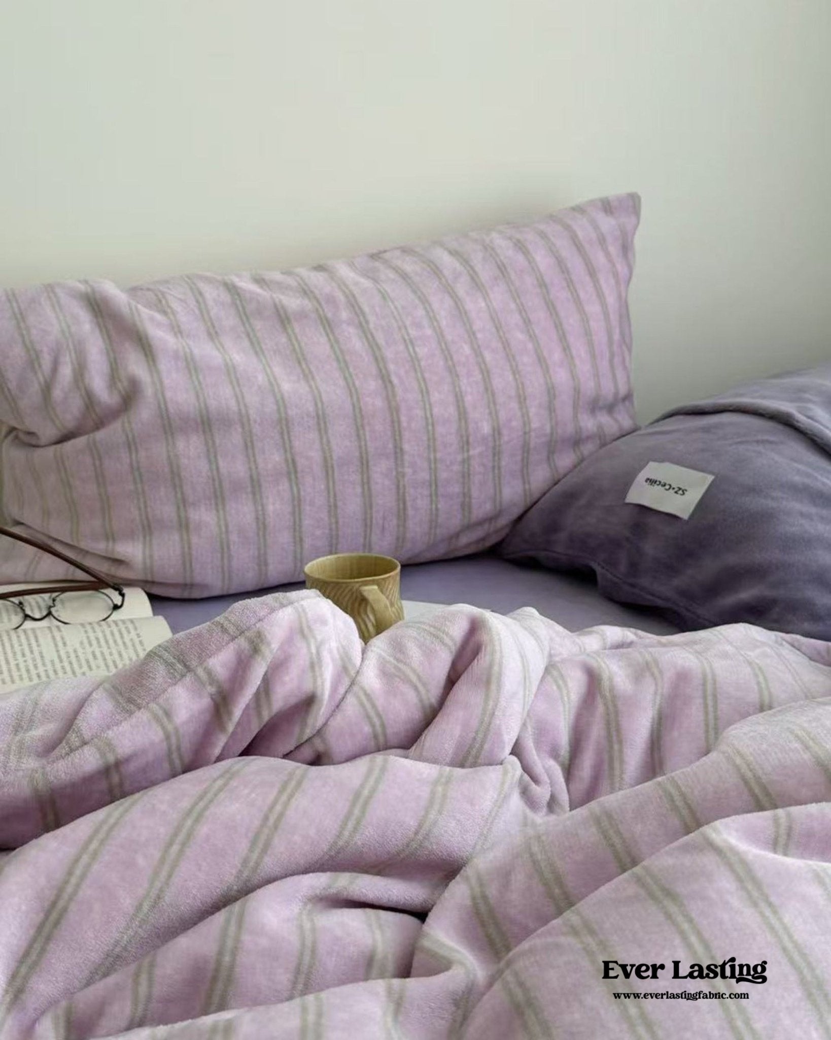 Hazel Minimalist Stripe Velvet Bedding Set / Brown - Ever Lasting