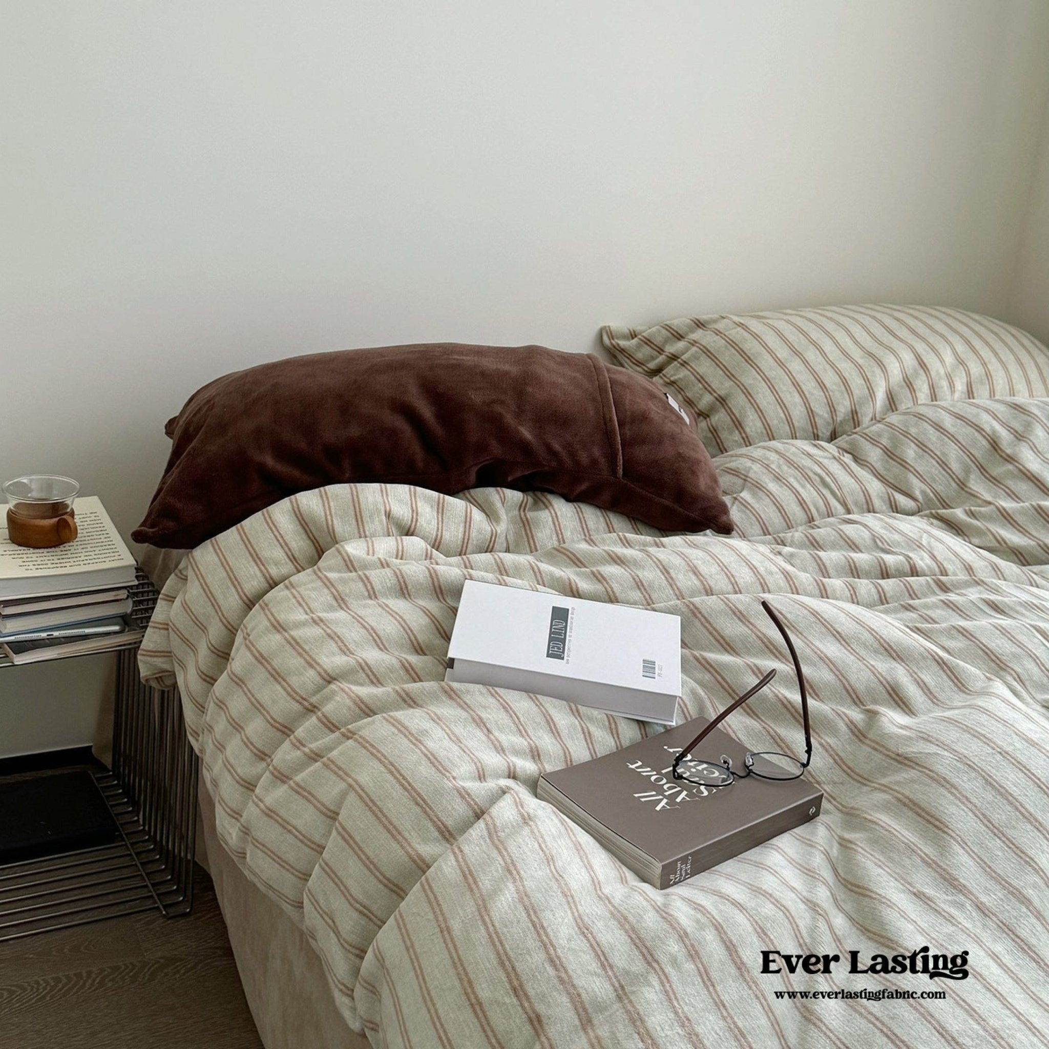 Hazel Minimalist Stripe Velvet Bedding Set / Gray - Ever Lasting