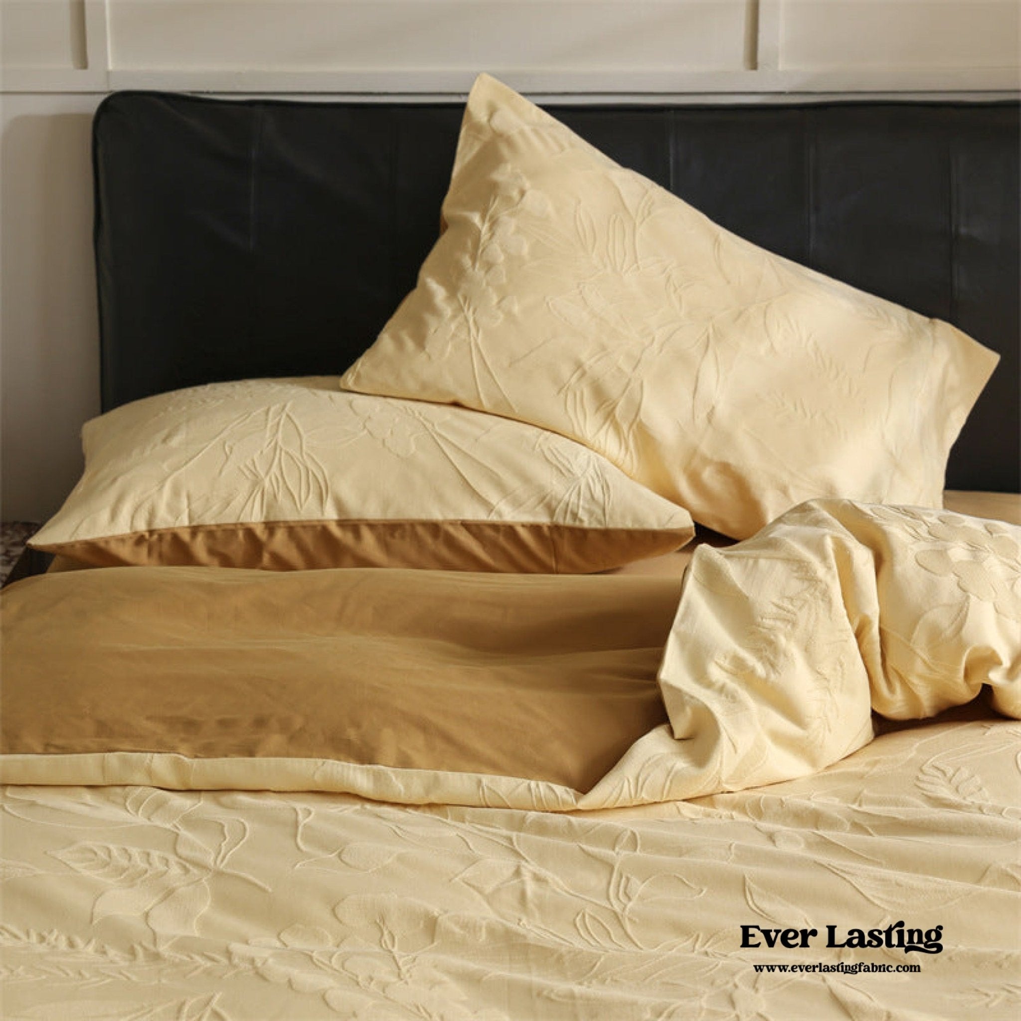 Hidden Garden Jacquard Floral Bedding Set / Moss Green - Ever Lasting