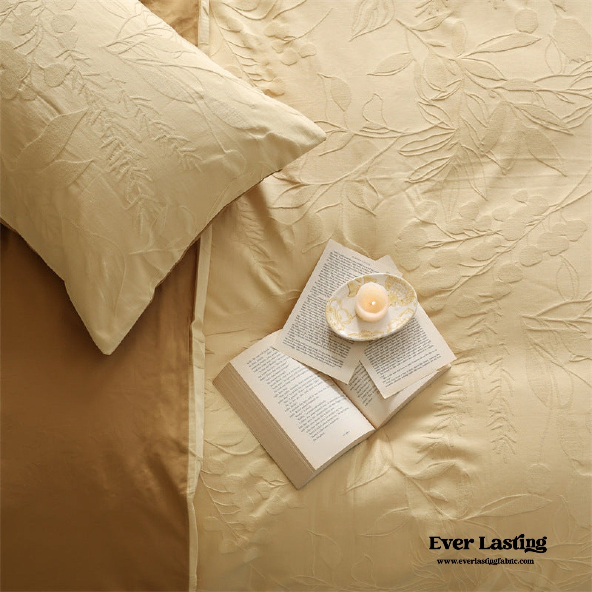 Hidden Garden Jacquard Floral Bedding Set / Moss Green - Ever Lasting