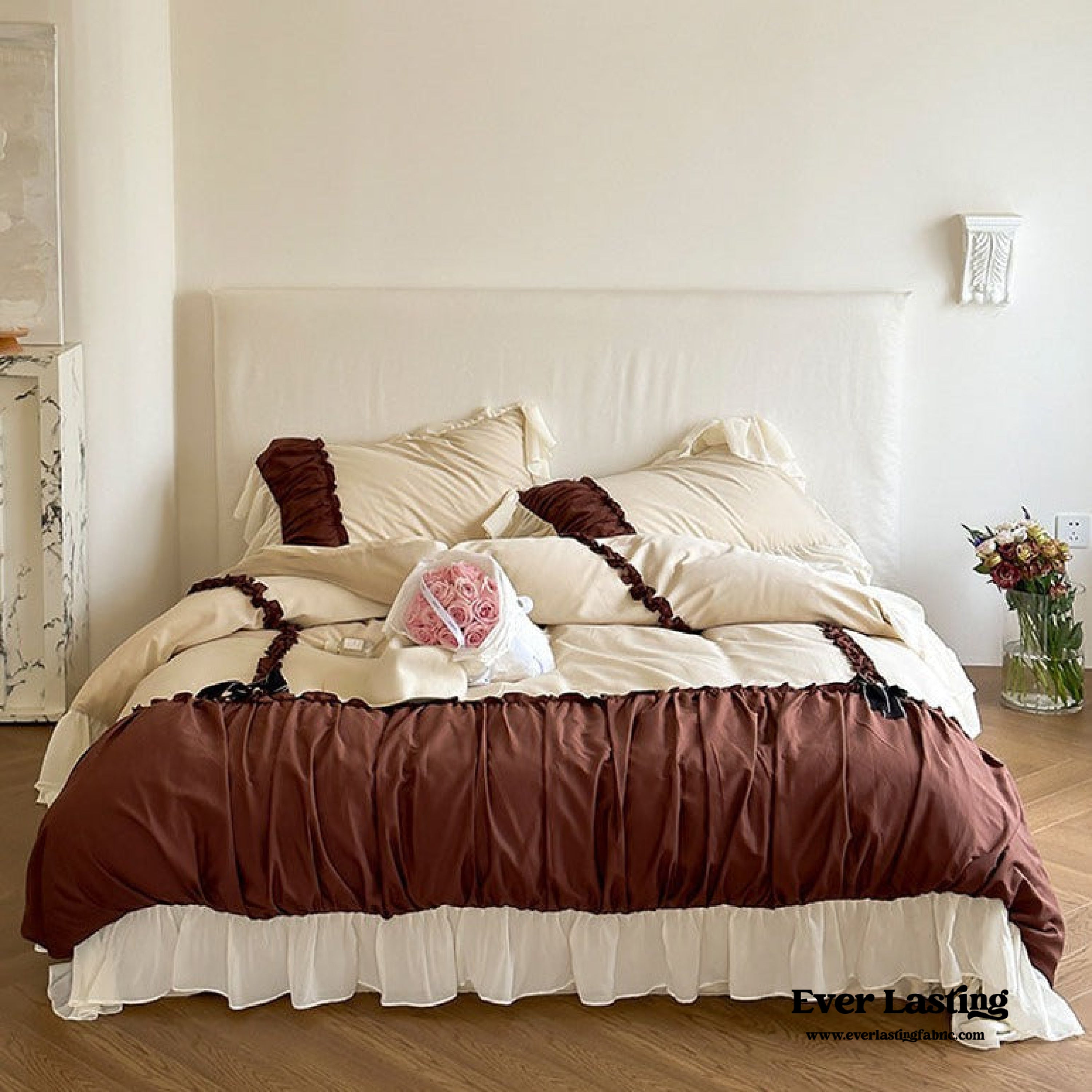 Hot Cocoa Ruffle Bedding Set