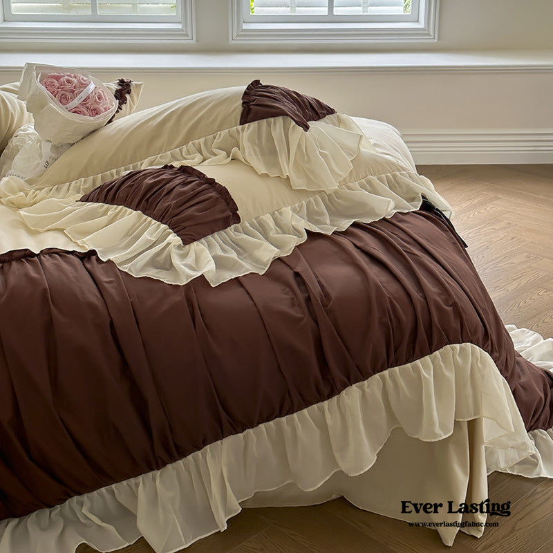 Hot Cocoa Ruffle Bedding Set / Beige Brown