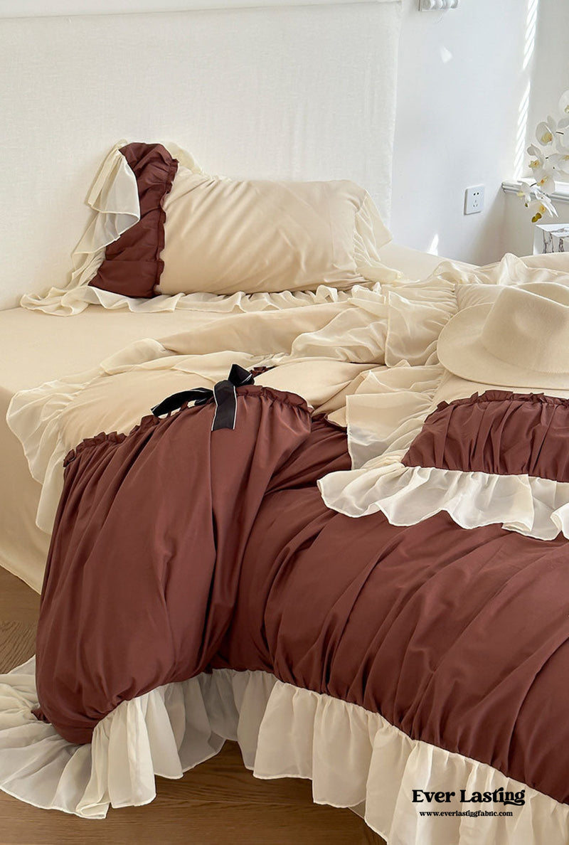Hot Cocoa Ruffle Bedding Set / Beige Brown