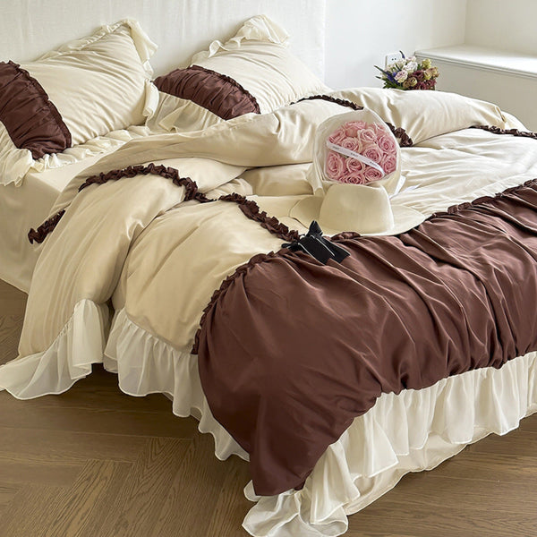 Hot Cocoa Ruffle Bedding Set Medium / Fitted
