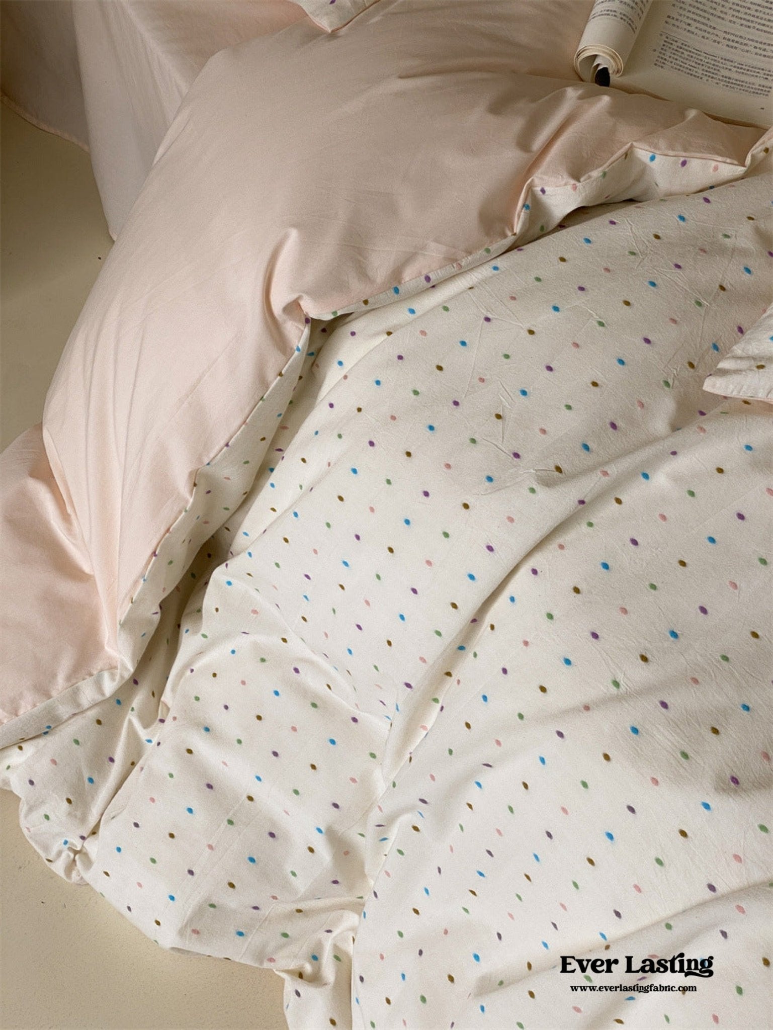 Iris Polka Dot Jacquard Bedding Set - Ever Lasting