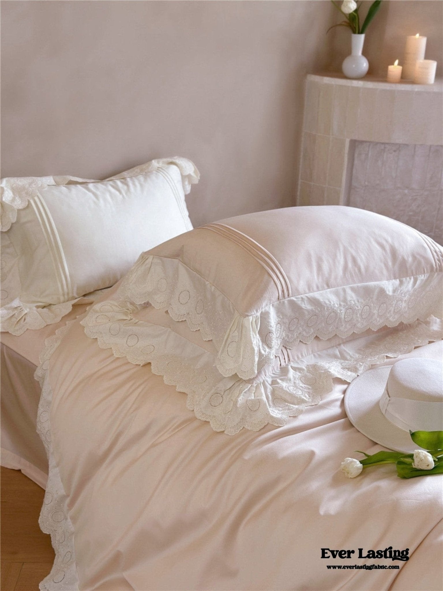 Isabelle Silky Cottage Ruffled Bedding Set / Pink - Ever Lasting