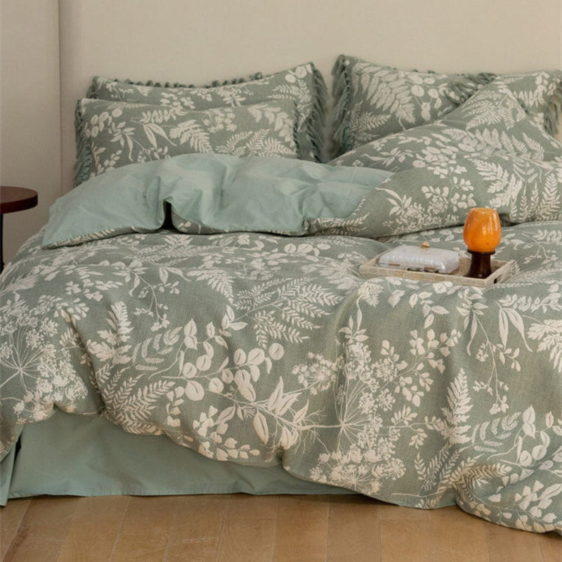 Jacquard Tufted Floral Bedding Set / Brown Beige Green Medium Fitted