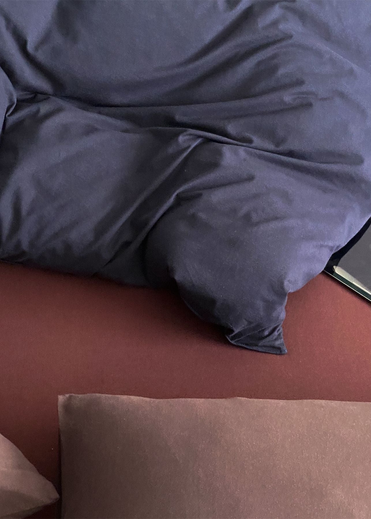  - Ever Lasting - Julian Minimalist Bedding Set / Brown - Bedding Set - Ever Lasting