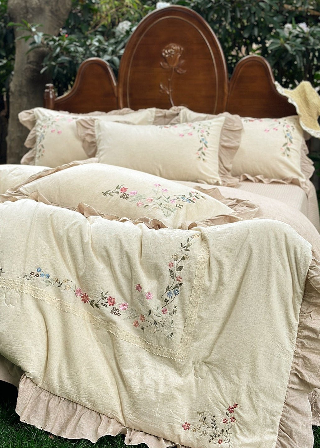 -Ever Lasting - Kennedy Floral Lace Bedding Set / Beige -Bedding Set -Ever Lasting