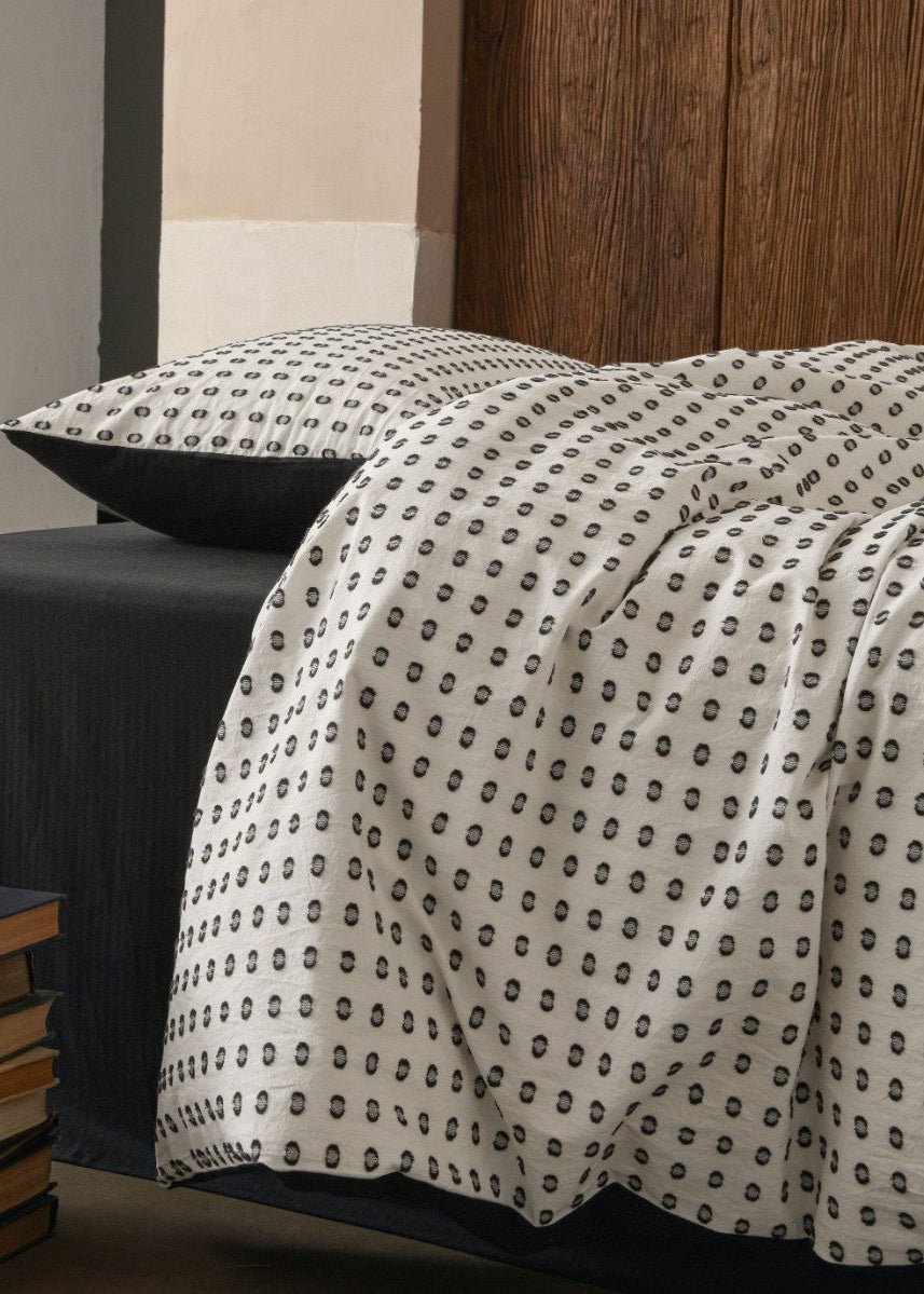  - Ever Lasting - Kiera Polka Dot Bedding Set / Khaki - Bedding Set - Ever Lasting