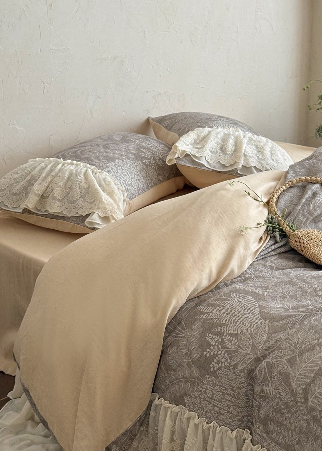  - Ever Lasting - Lena Ruffle Lace Embroidered Bedding Set / Beige - Bedding Set - Ever Lasting