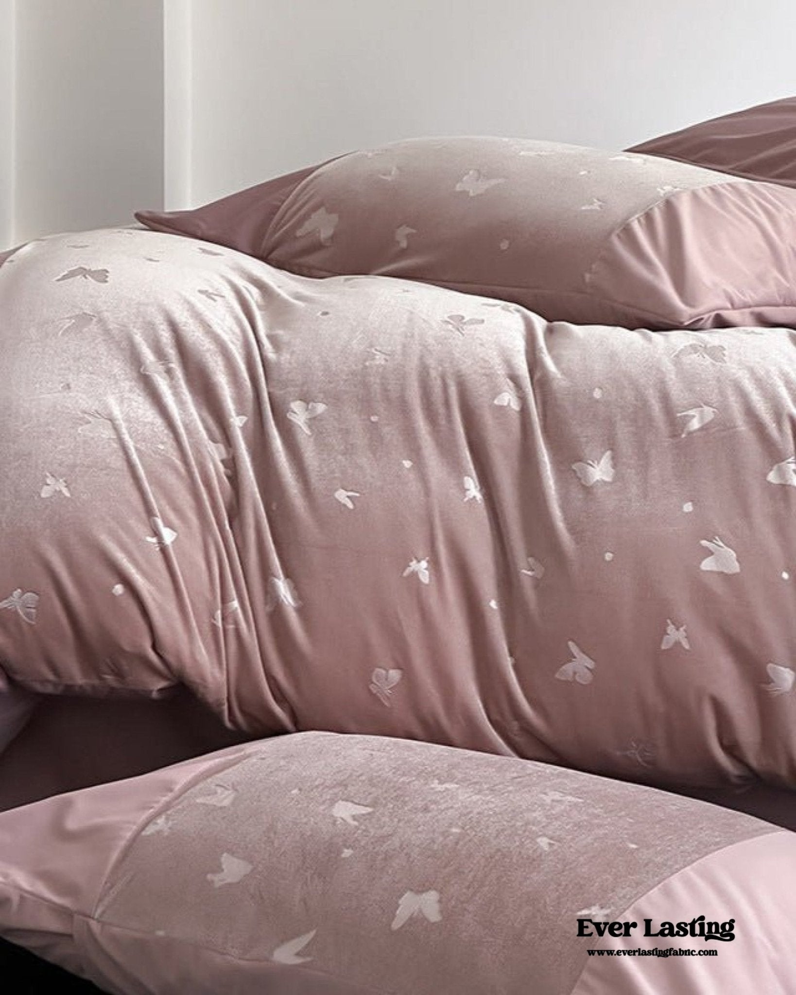Lilou Velvet Butterfly Bedding Set / Pink Blush - Ever Lasting