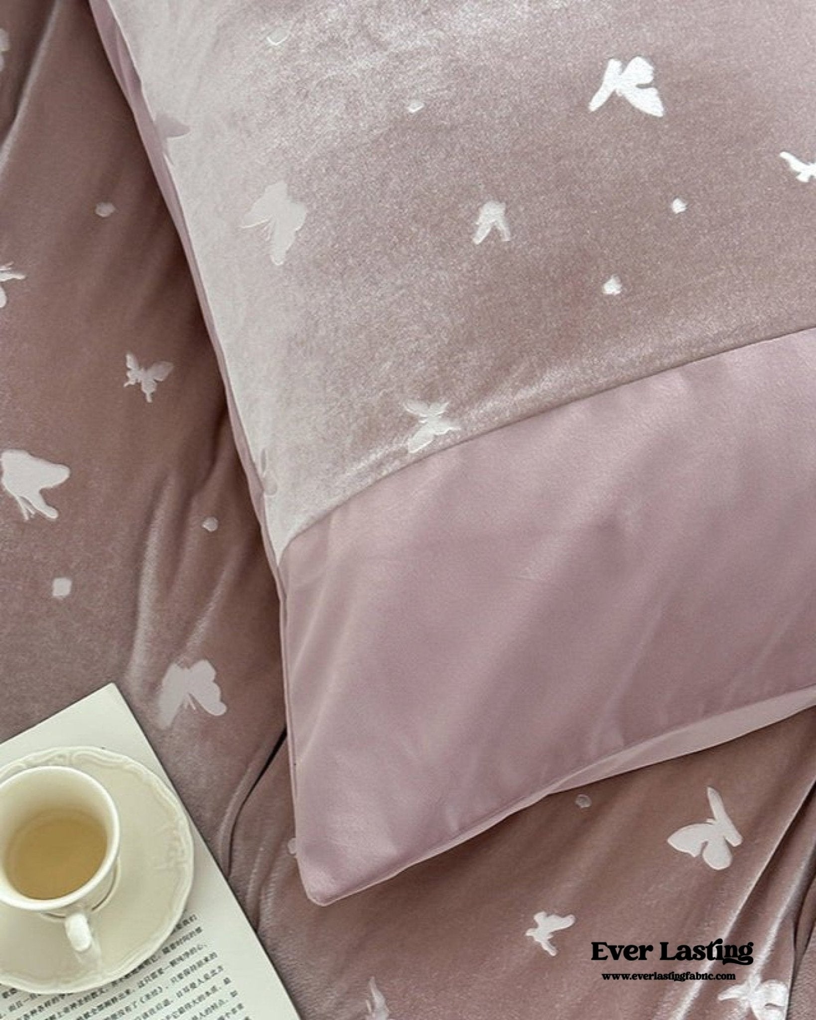 Lilou Velvet Butterfly Bedding Set / Pink Blush - Ever Lasting