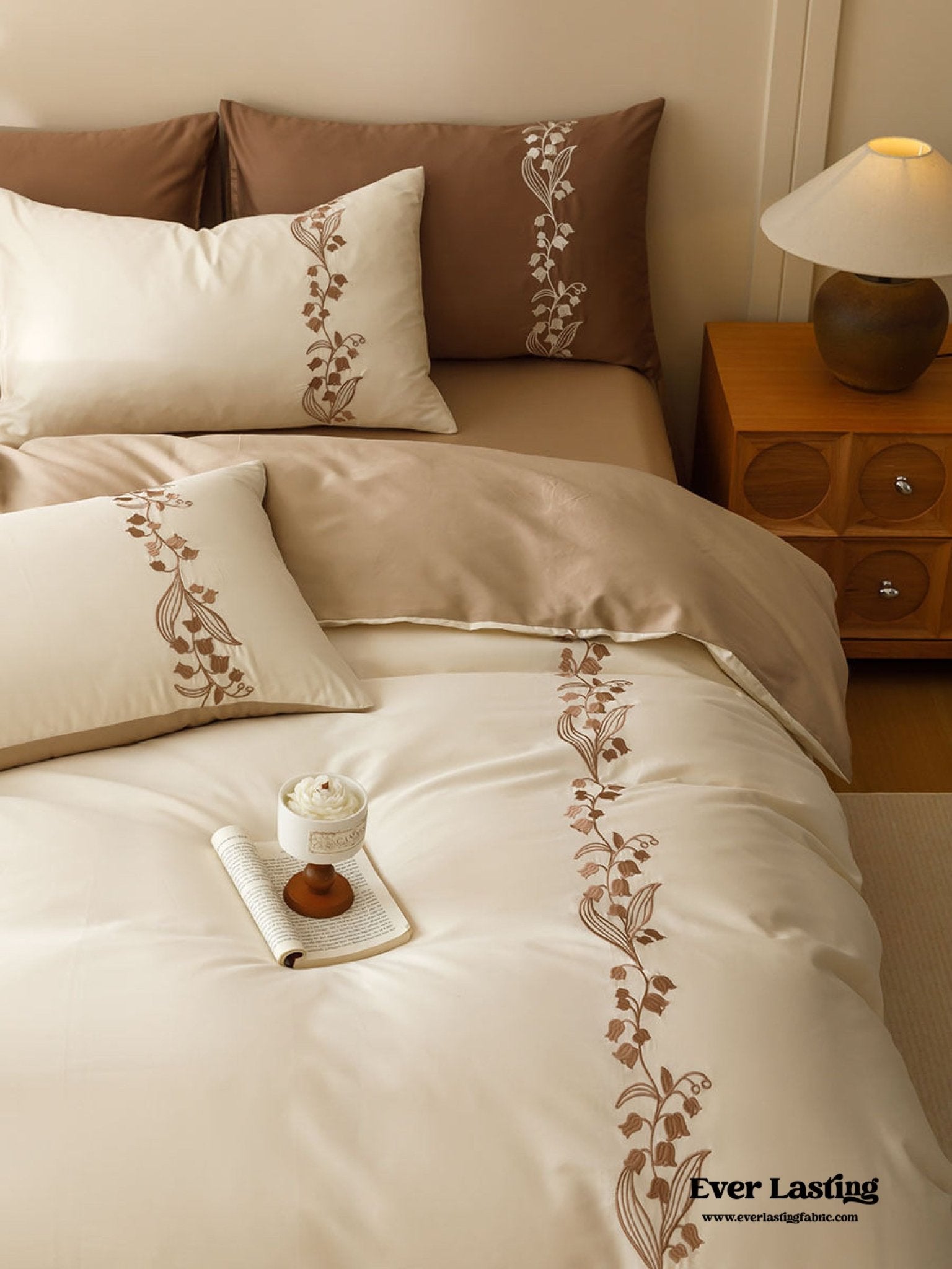 Lily of the Valley Embroidered Silky Bedding Set / Cream - Ever Lasting