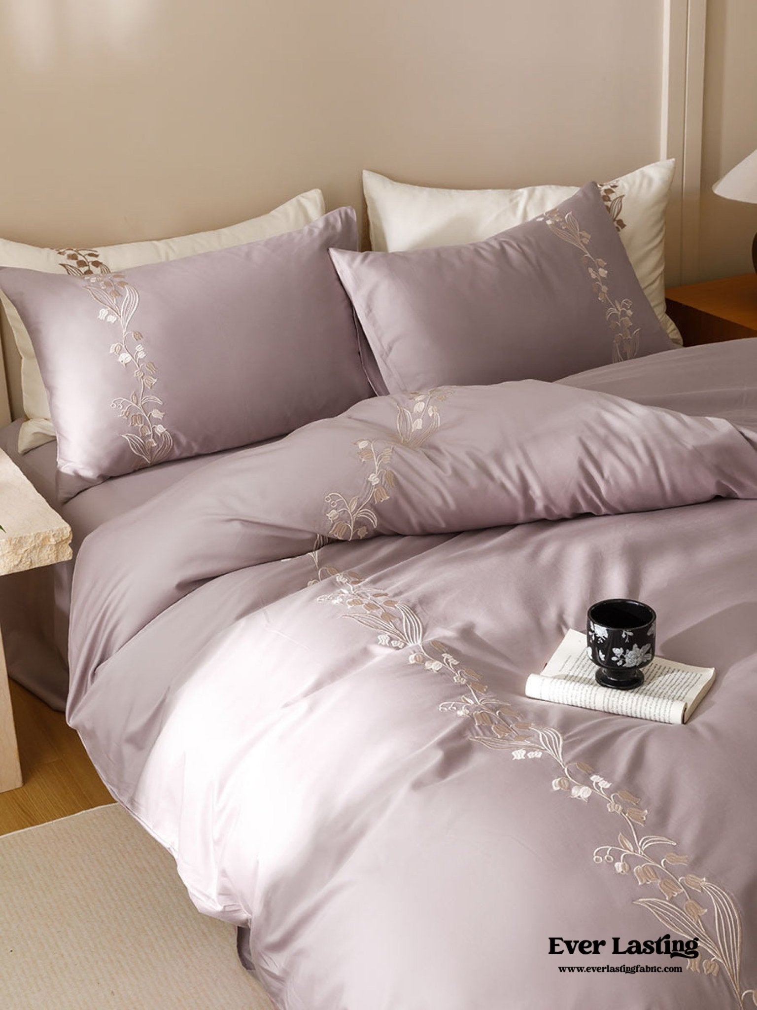 Lily of the Valley Embroidered Silky Bedding Set / Cream - Ever Lasting