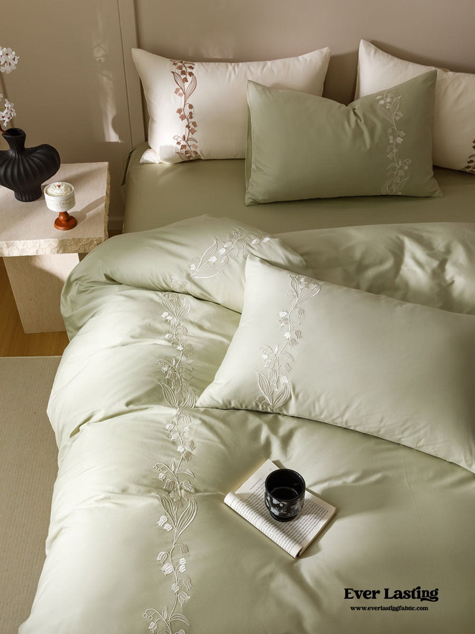 Lily of the Valley Embroidered Silky Bedding Set / Cream - Ever Lasting