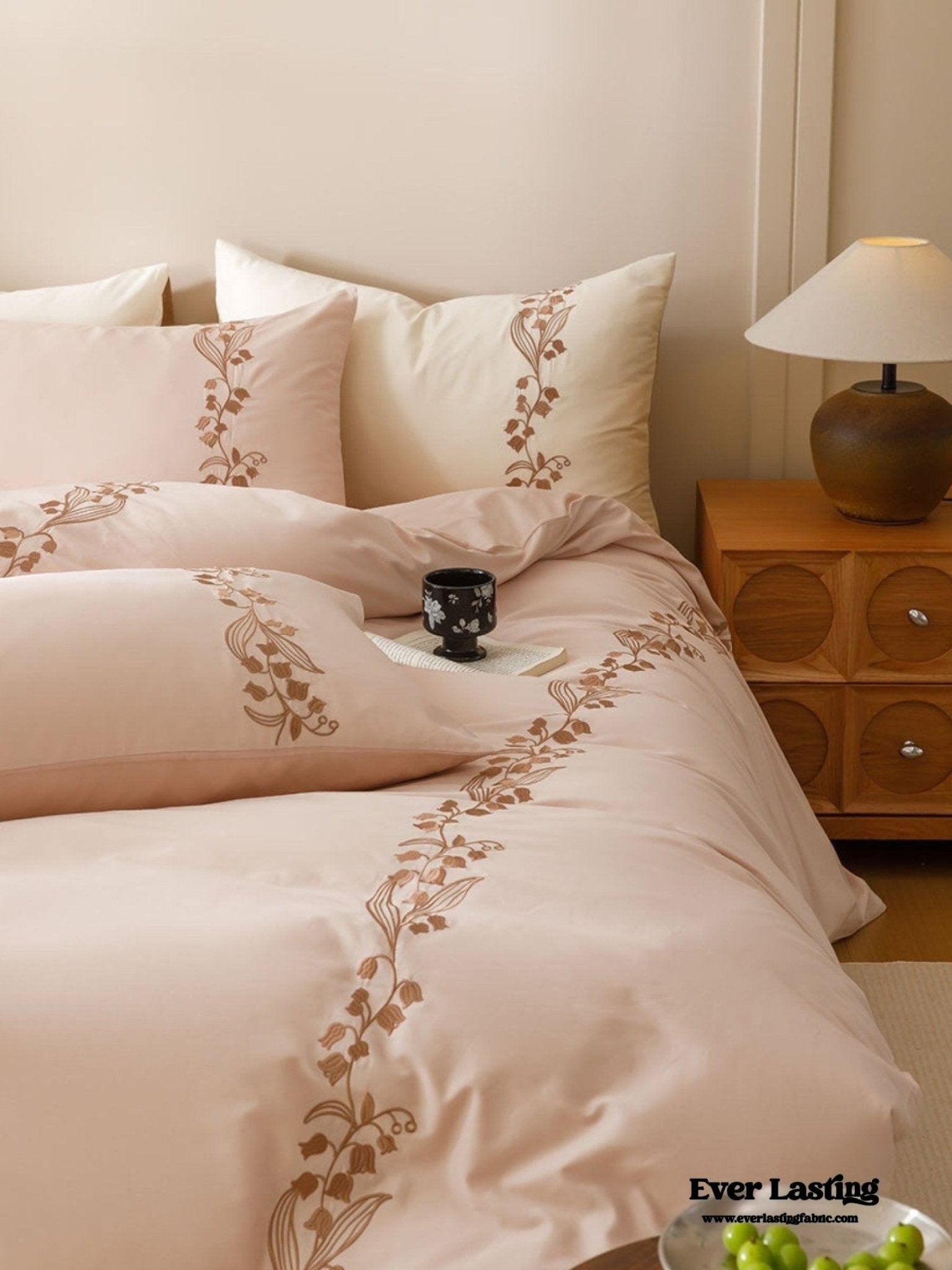 Lily of the Valley Embroidered Silky Bedding Set / Pink - Ever Lasting