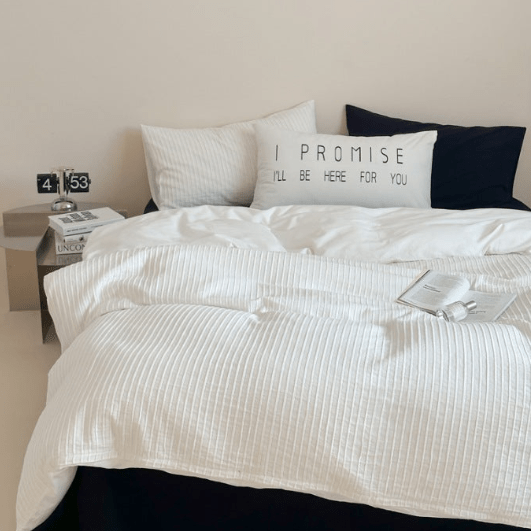 Logan Modern Pleated Striped Bedding Set / White - Ever Lasting