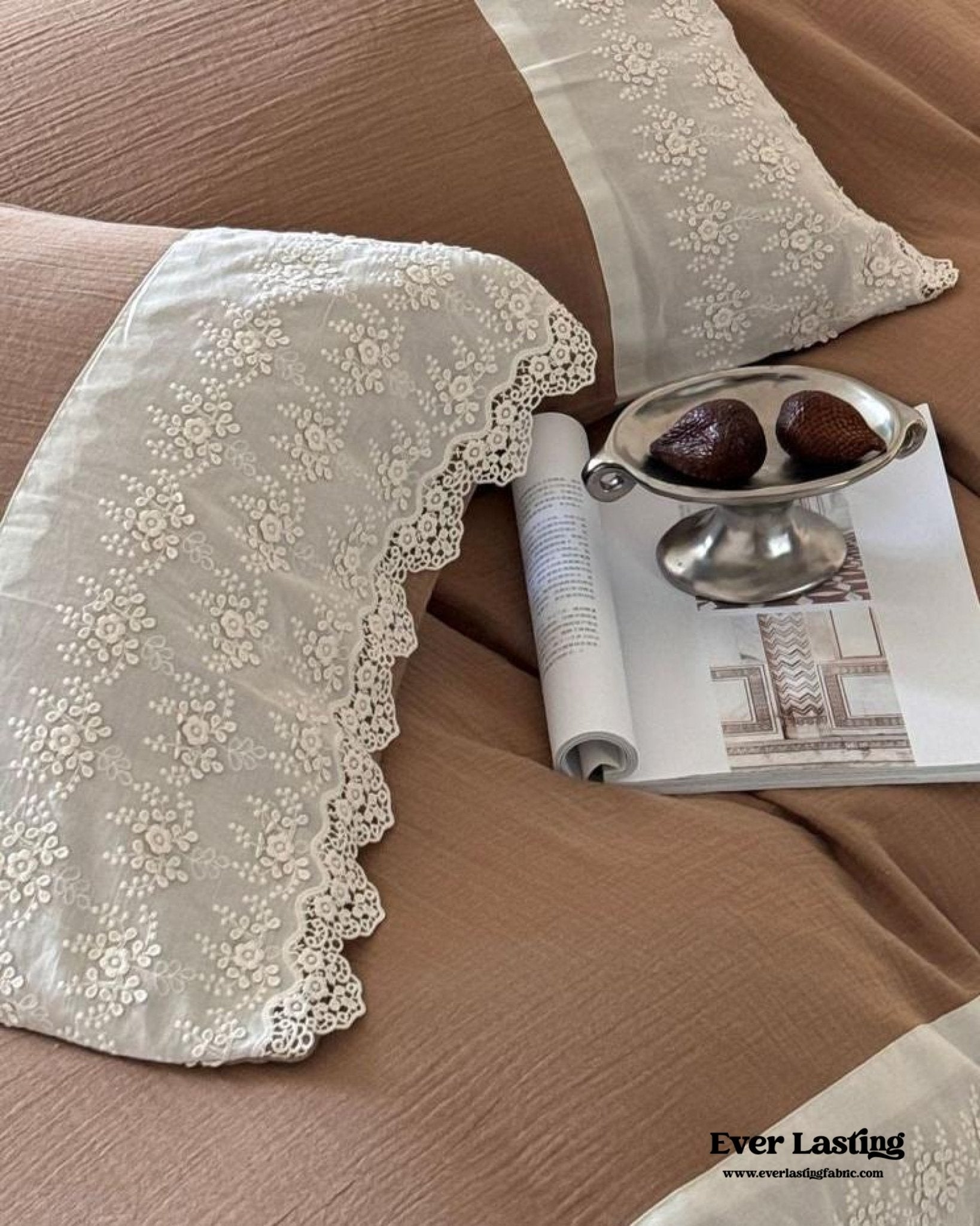 Margaux Lace Double Gauze Bedding Set / Pastel Pink - Ever Lasting