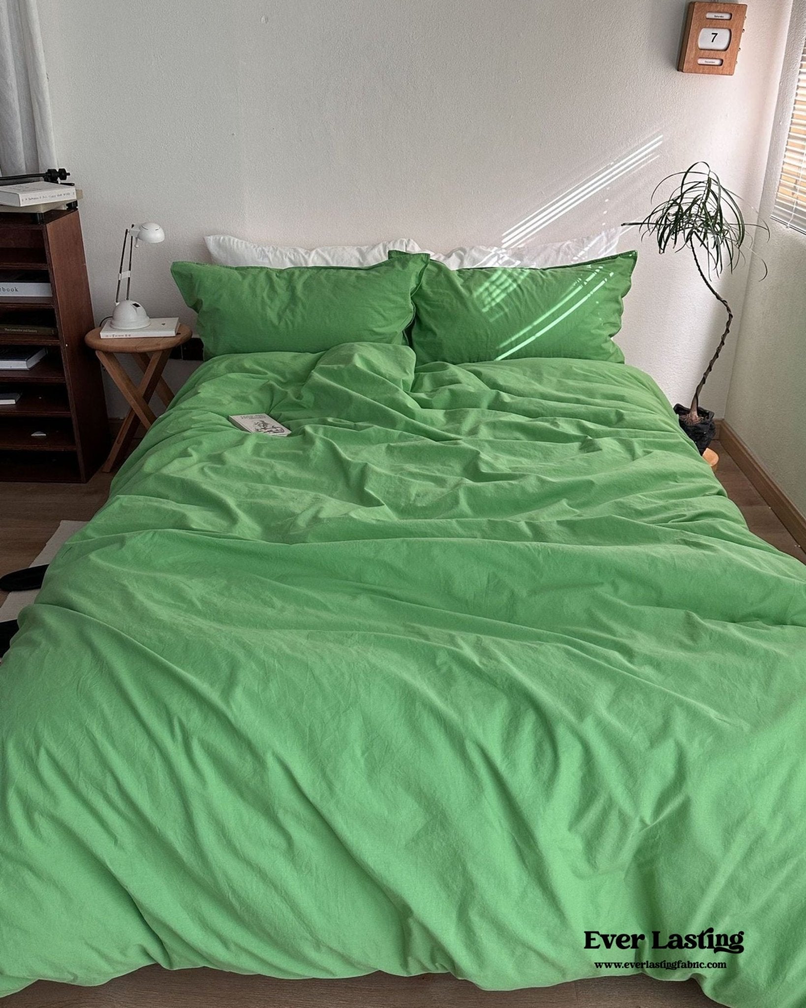Maximalist Green Solid Color Cotton Bedding Bundle - Ever Lasting