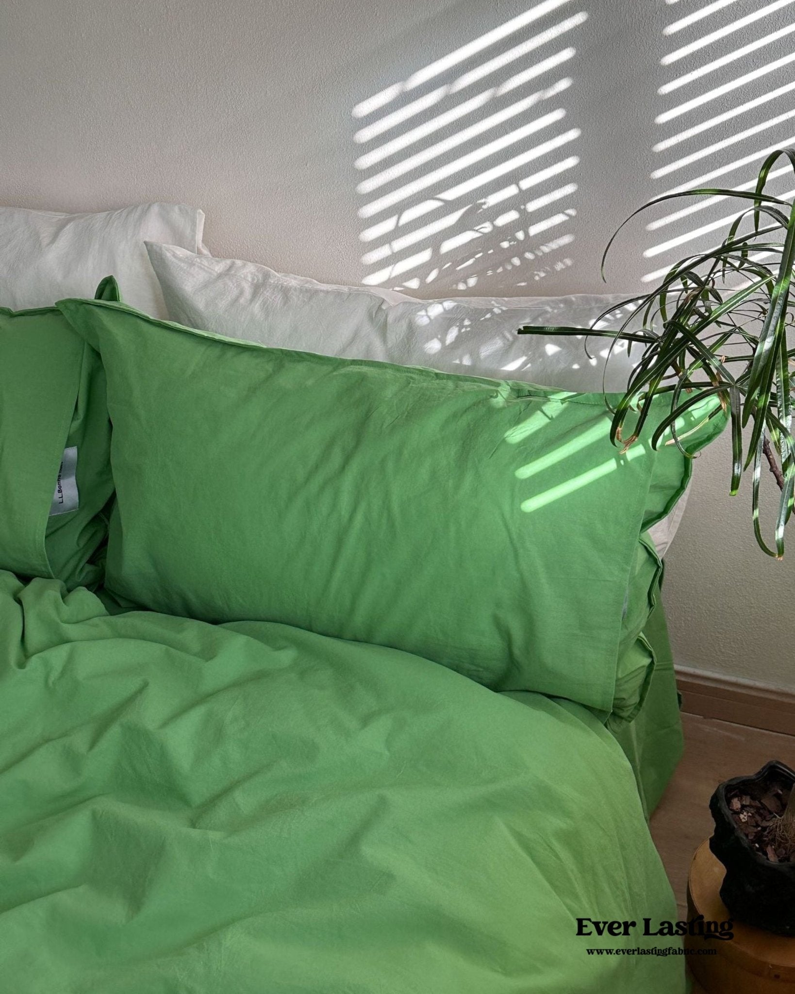 Maximalist Green Solid Color Cotton Bedding Set - Ever Lasting