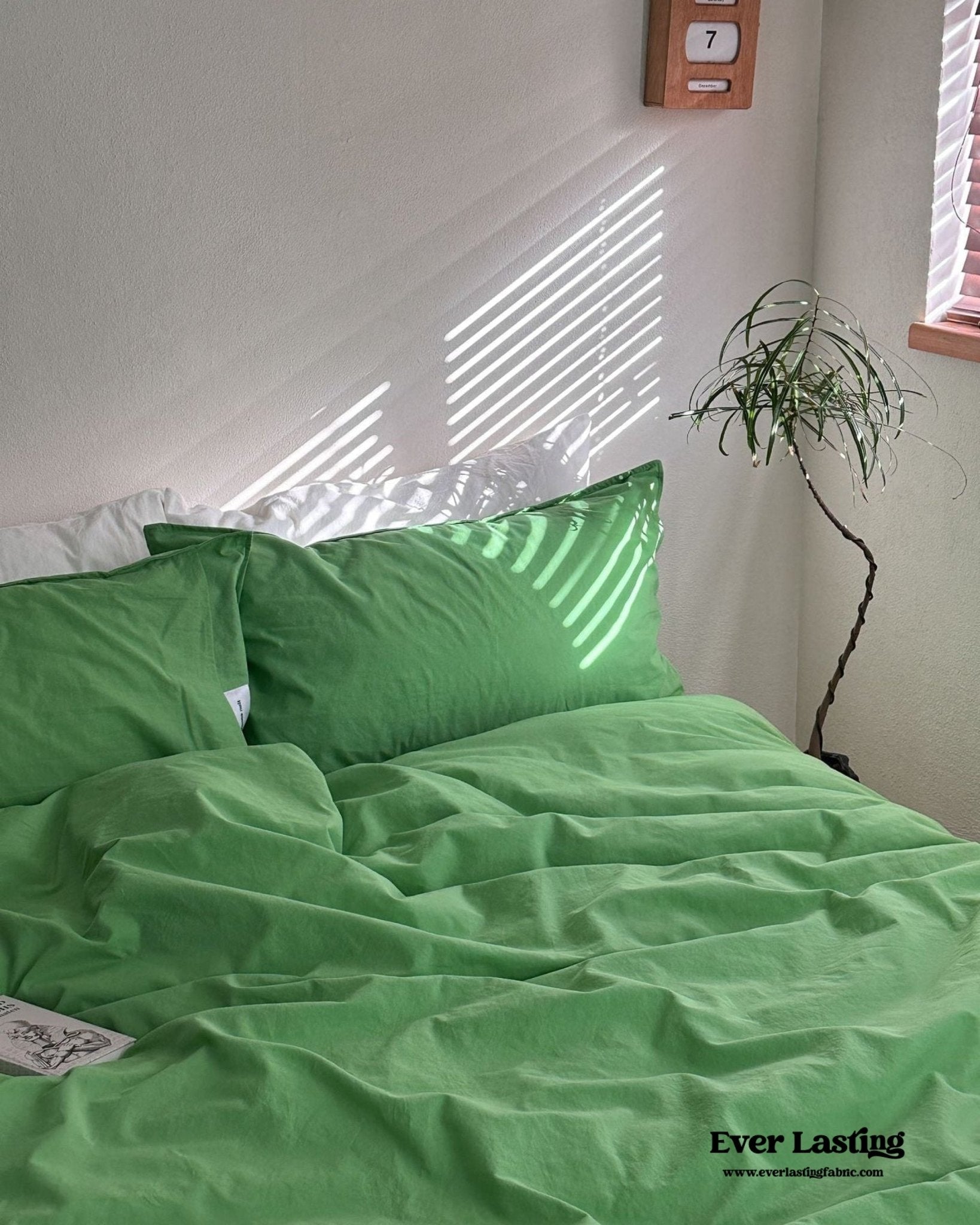 Maximalist Green Solid Color Cotton Bedding Set - Ever Lasting