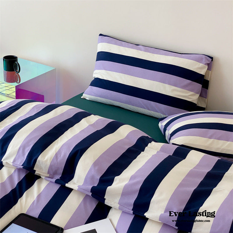 Maximalist Striped Bedding Set / Blue