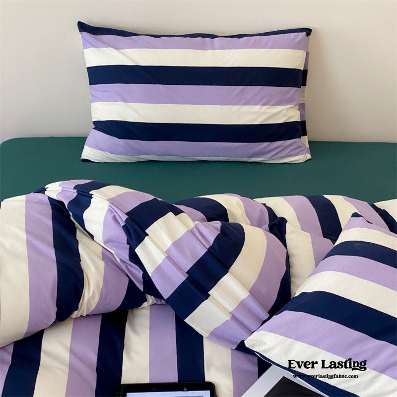 Maximalist Striped Bedding Set / Purple