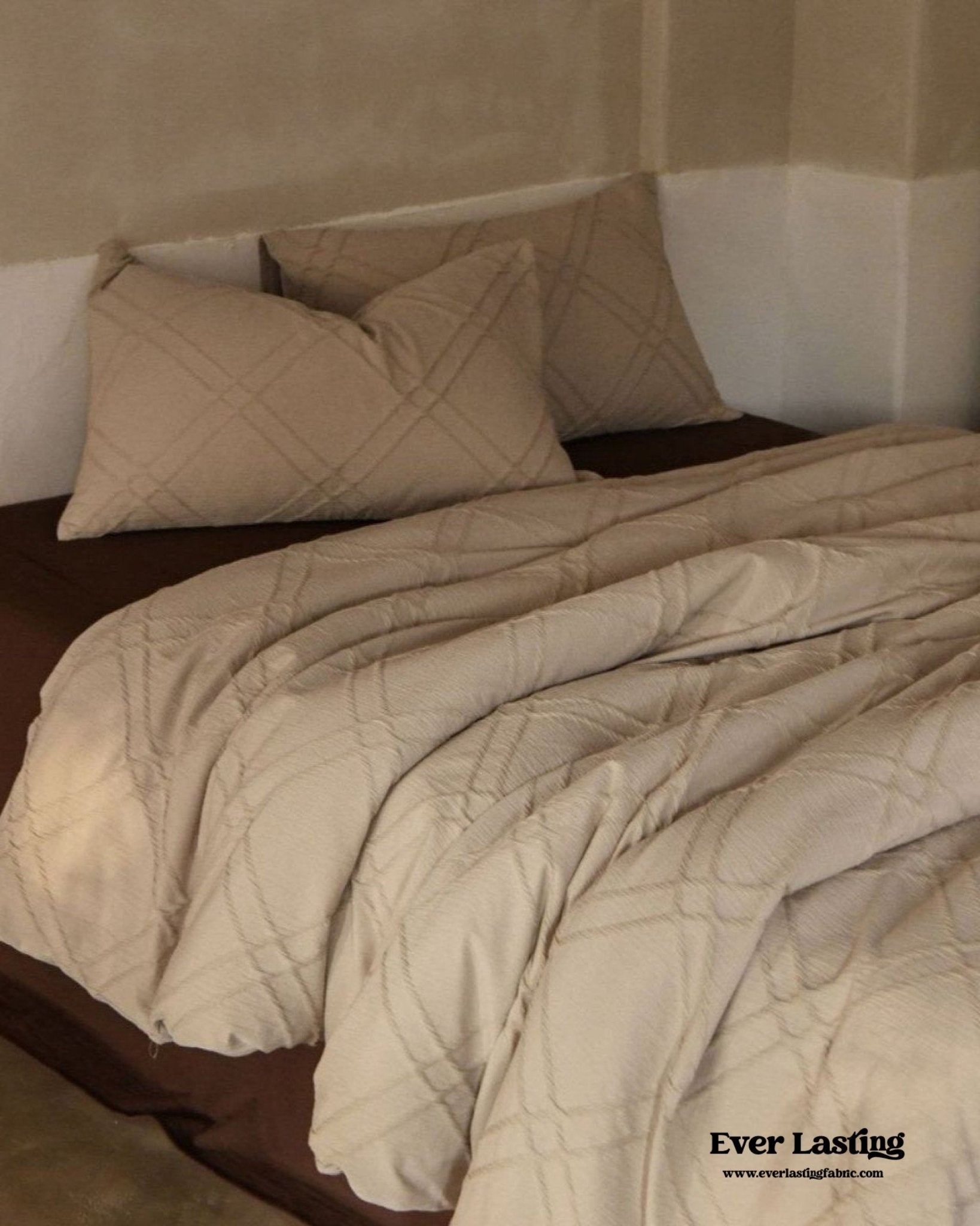 Millard Geometric Jacquard Bedding Bundle - Ever Lasting