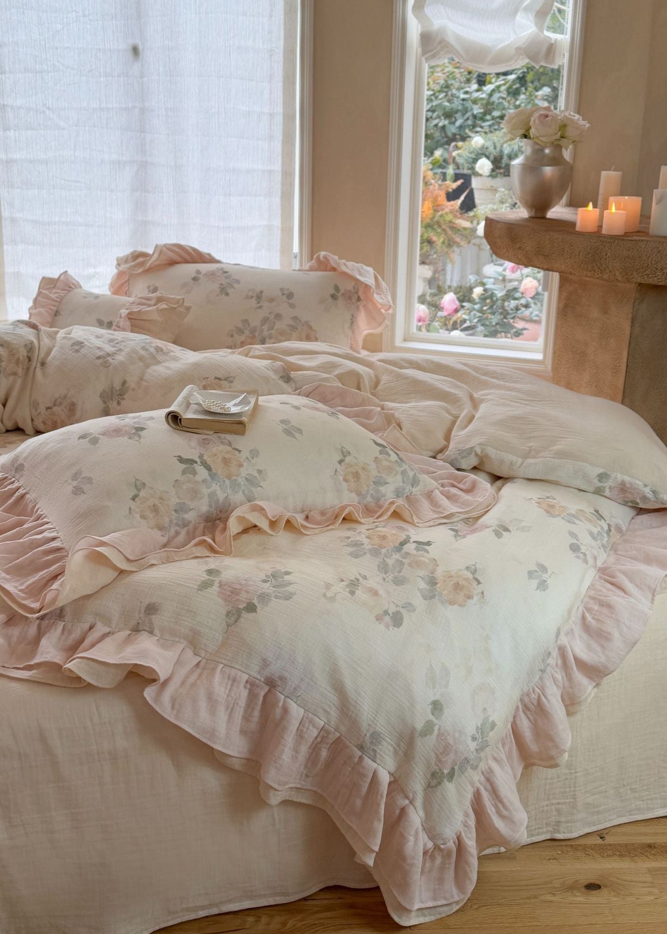 Millie Lace Ruffle Floral Bedding Set / Beige - Ever Lasting