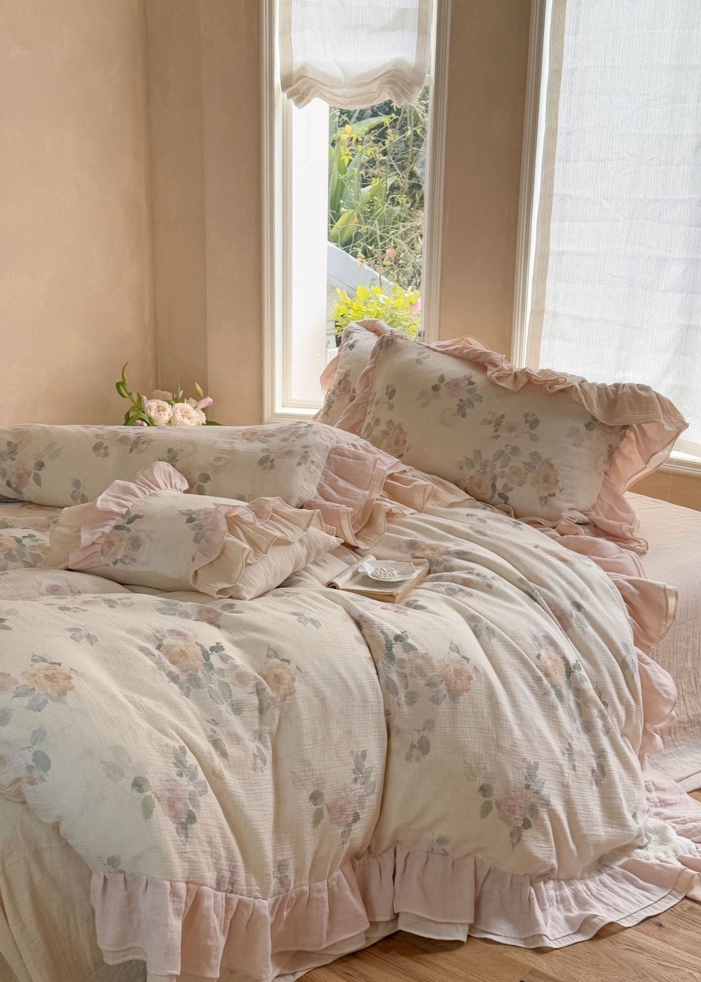 Millie Lace Ruffle Floral Bedding Set / Beige - Ever Lasting